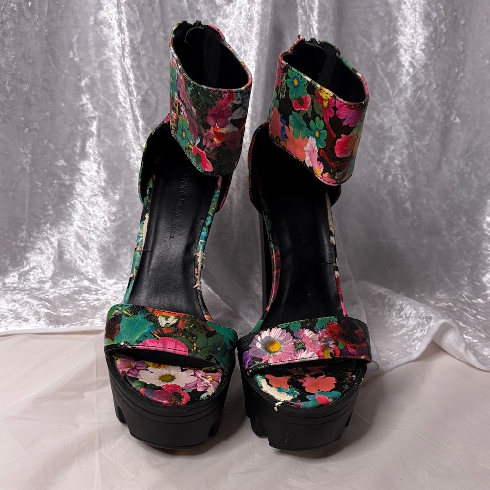 Floral Platform Sandals